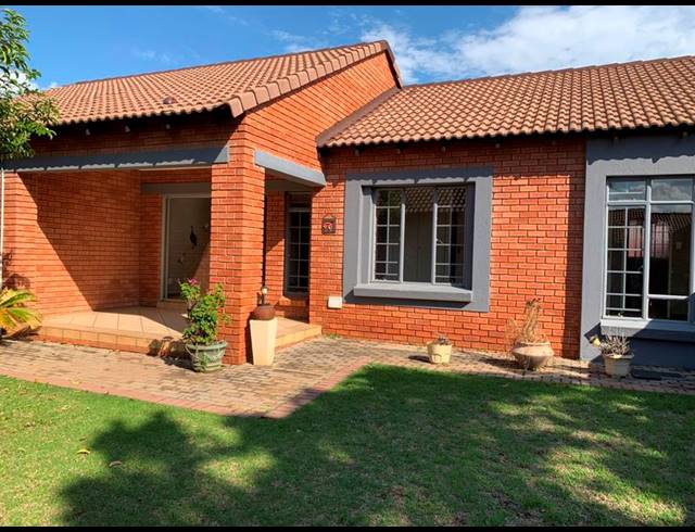 2 BEDROOM PROPERTY TO RENT IN STONERIDGE